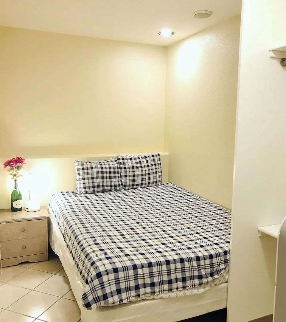 New Bedroom Queen Size Bed At Las Vegas For Rent-2